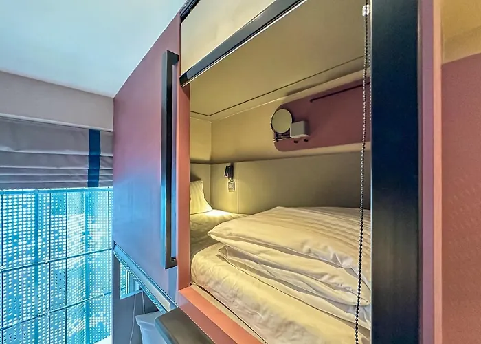 Arni Ladies - Female Only Hotel