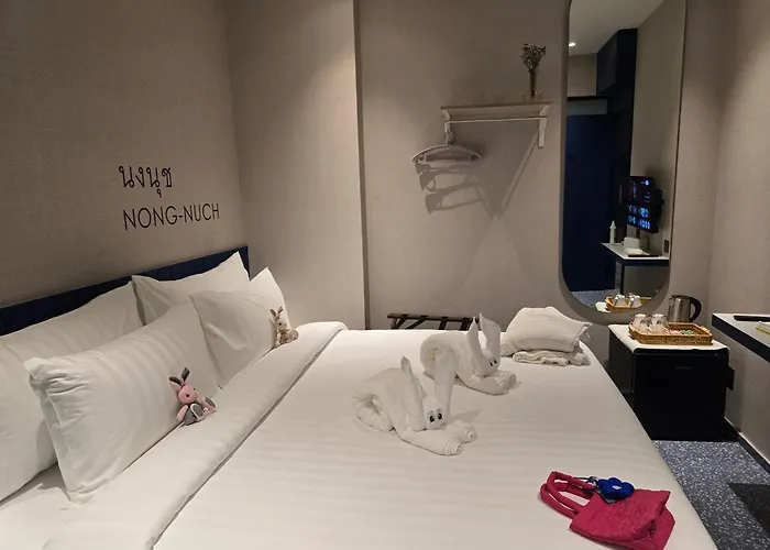 Arni Ladies - Female Only Hotel